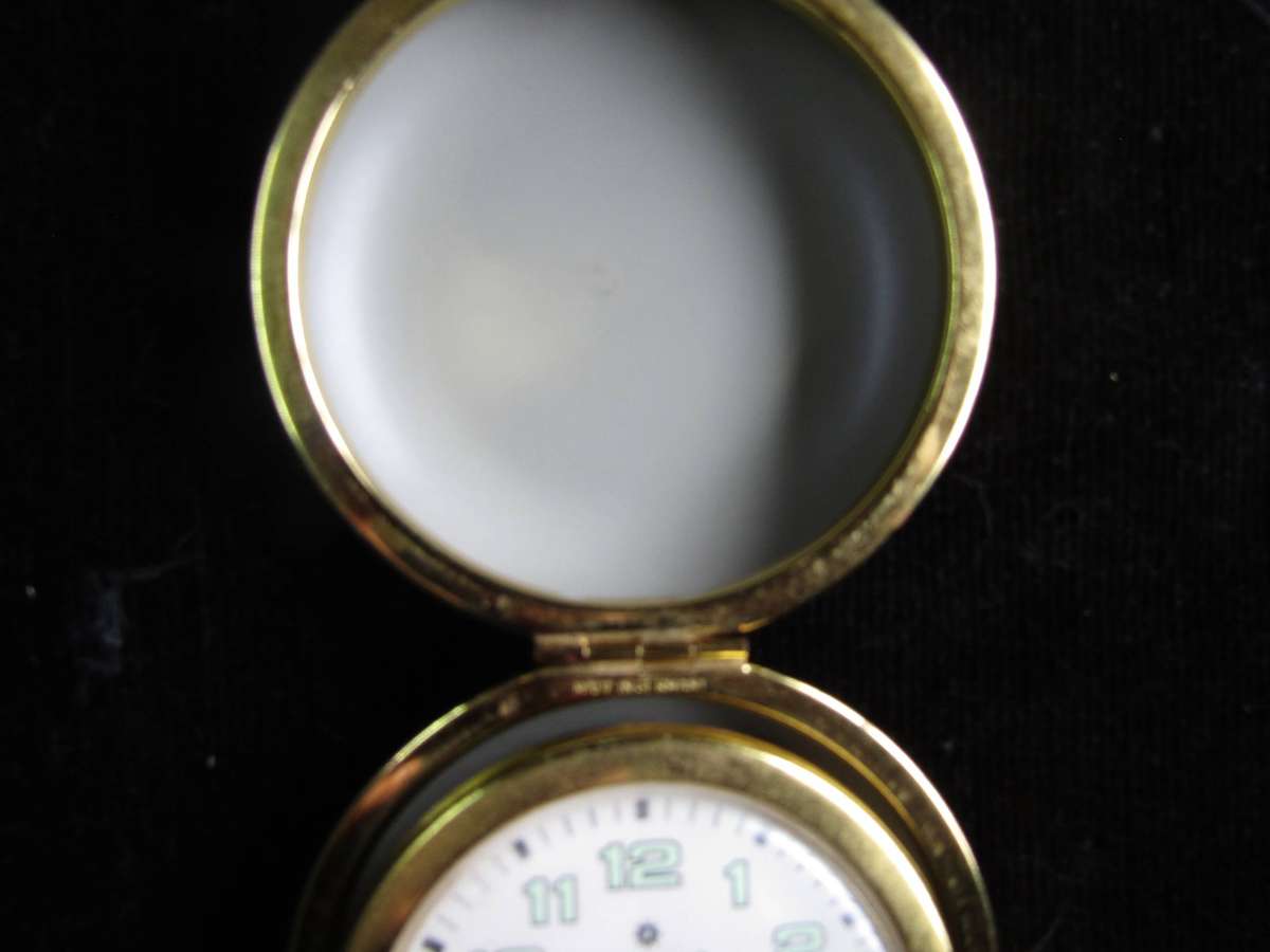 Junghans Travelers Clock with Alarm. Stunning Condition and works Perfectly. 8cm diameter.