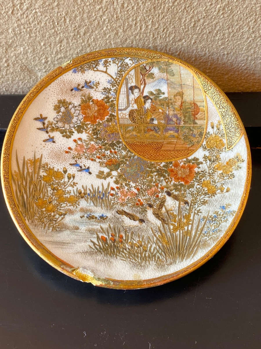 Fine Japanese Satsuma Hand Painted Plate - Signed