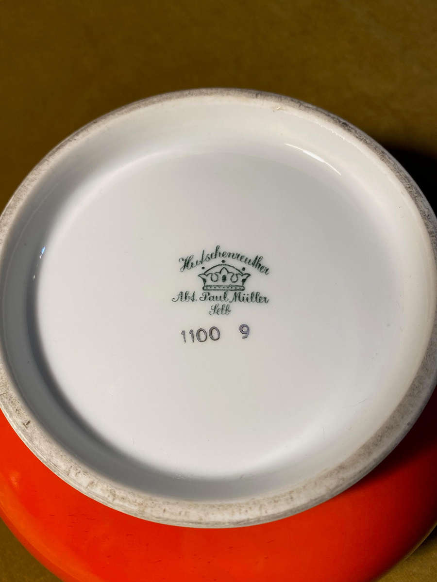 Hutschenreuther Selb Paul Miller Bavaria Gold Trim Lidded Vessel