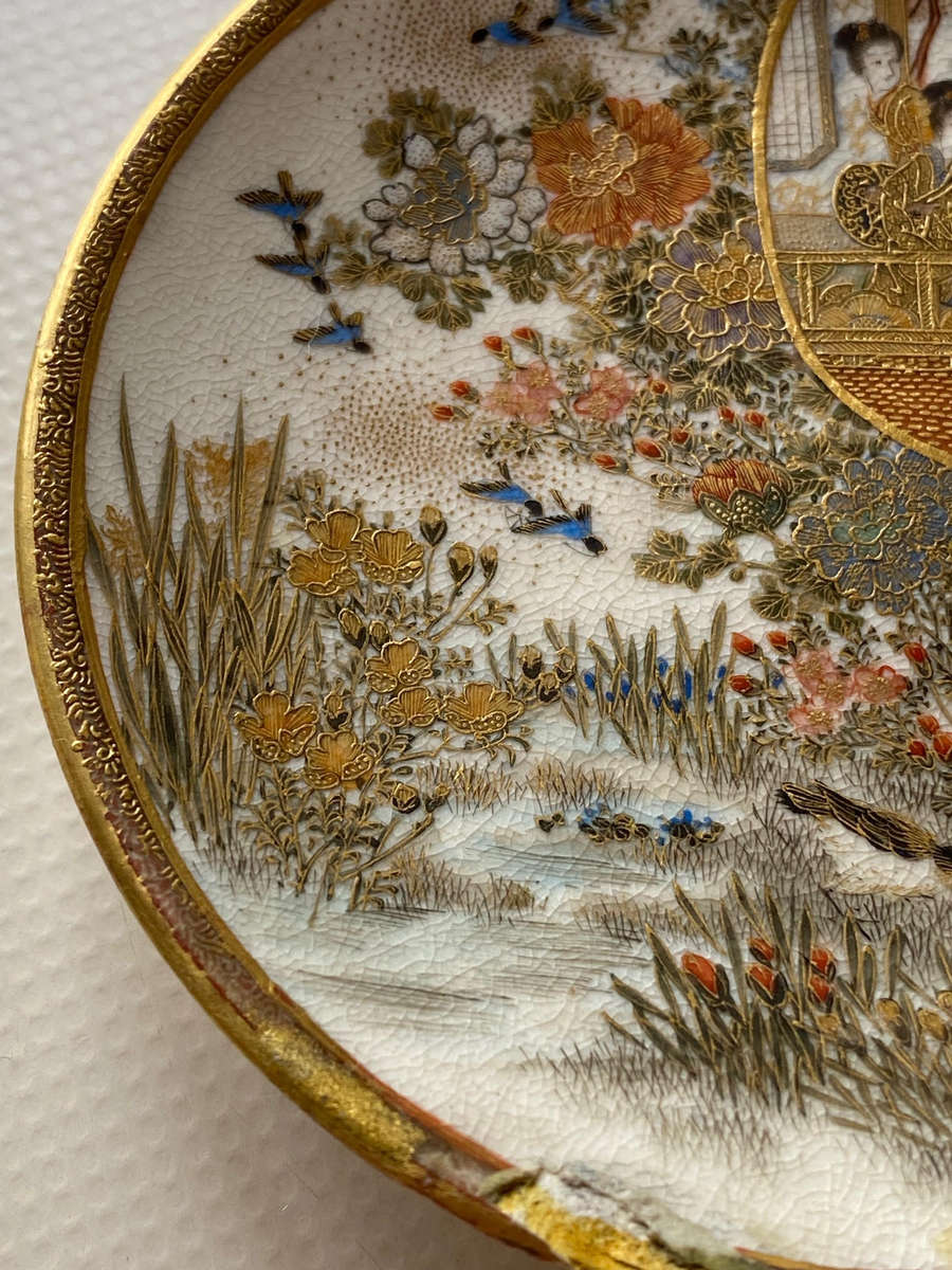 Fine Japanese Satsuma Hand Painted Plate - Signed