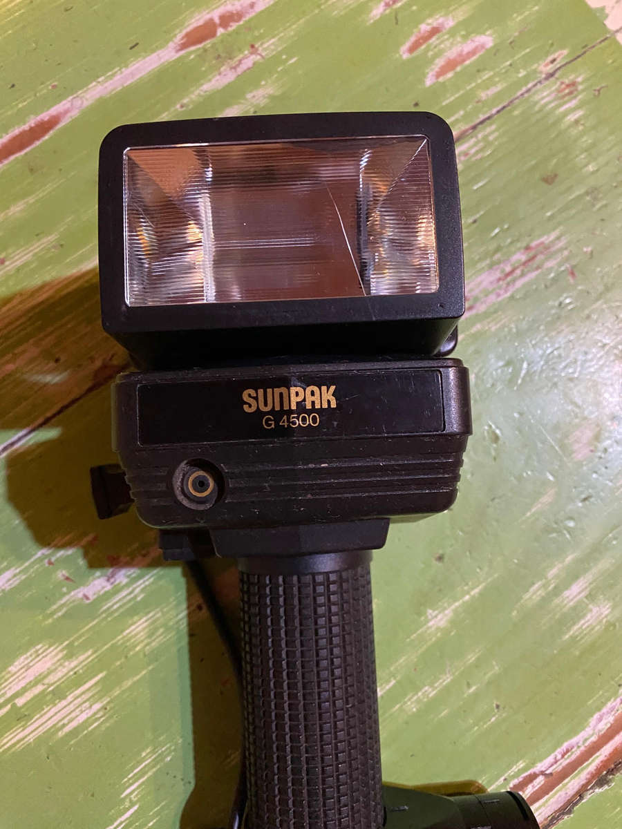 Sunpak G4500 Handle Mount Electronic Flash