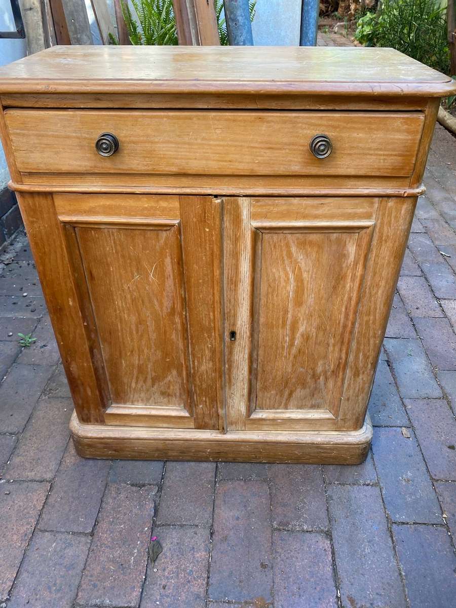 19th Century English Pine Cupboard