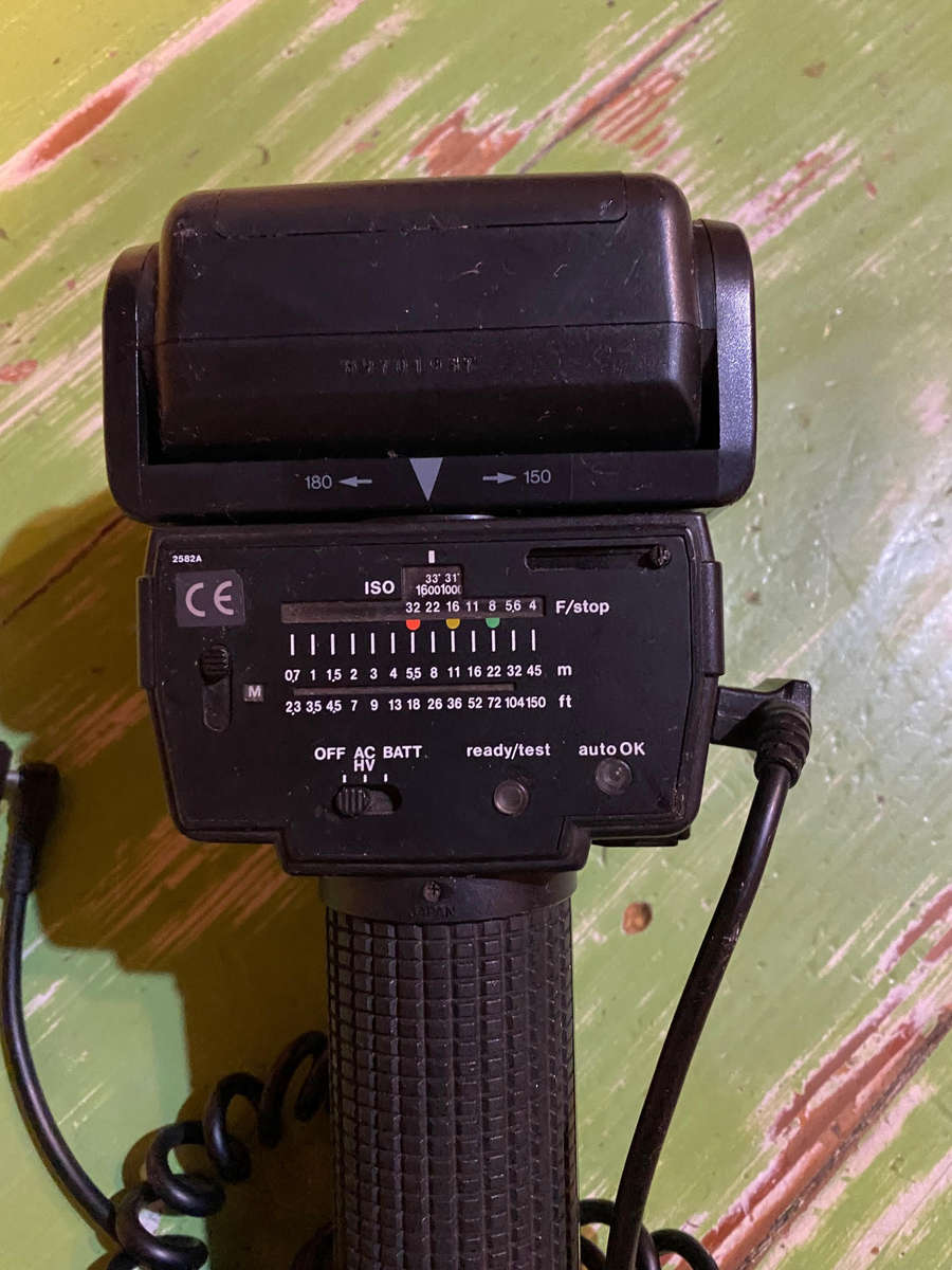 Sunpak G4500 Handle Mount Electronic Flash