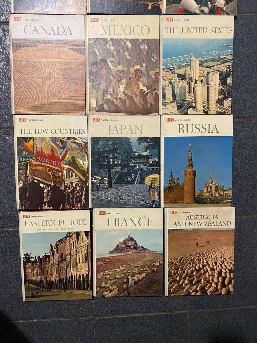 Lot of 26 Volumes Time Life World Library Book Set 1960's