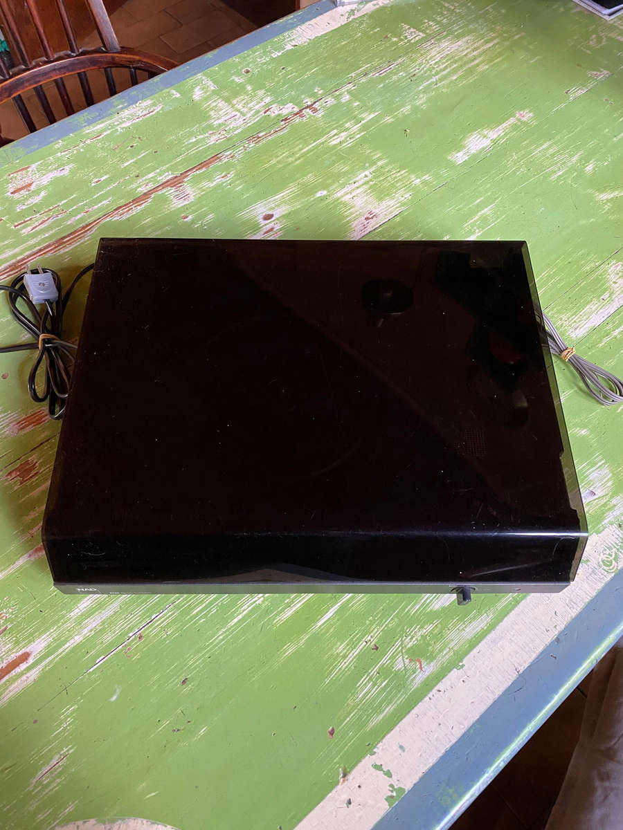 NAD 5120 Stereo Turntable