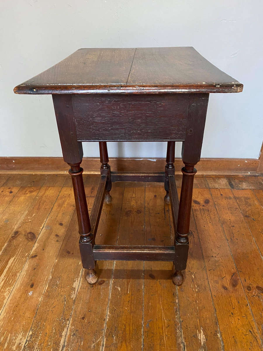 17th century Oak Side Table