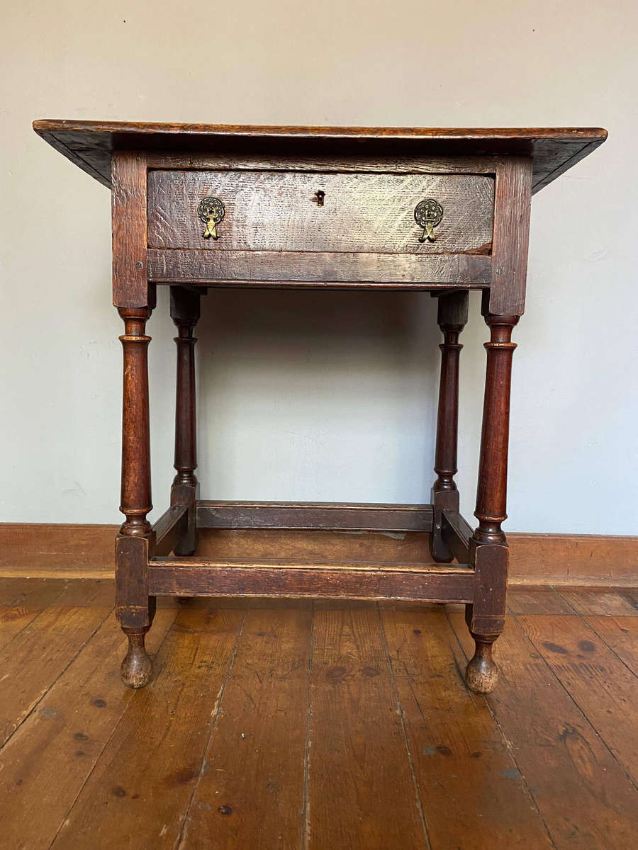 17th century Oak Side Table