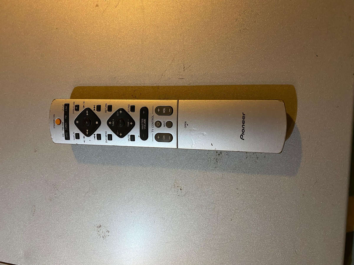 Pioneer XV-DV313 Dvd Cd Home Theatre Receiver Surround system plus remote