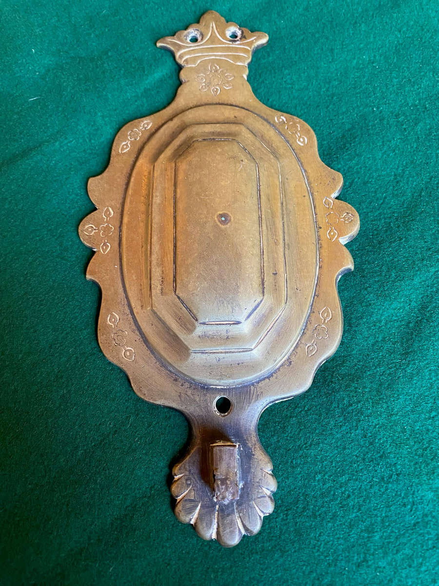 Antique Brass Scone