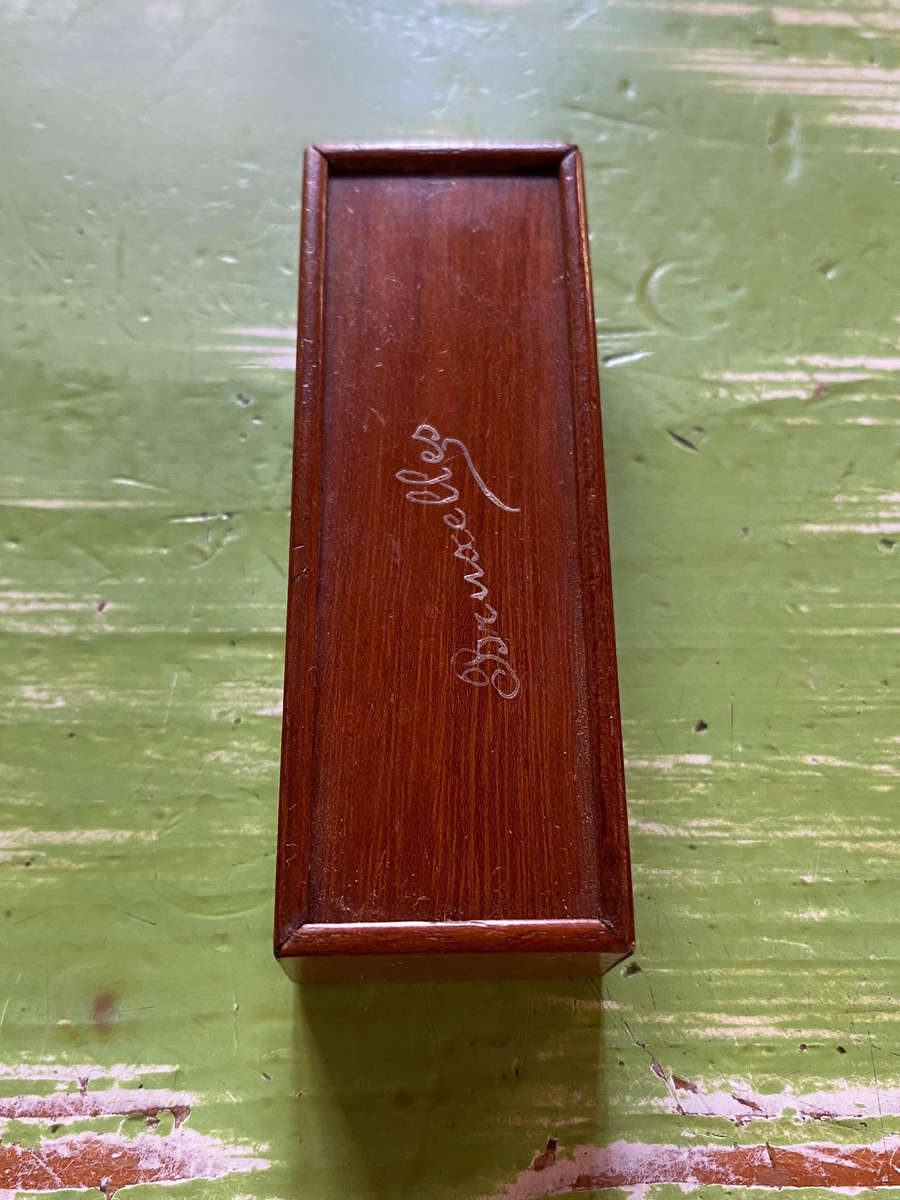 Antique Bone & Ebony 28 Piece Dominoes Set In Original Wooden Box