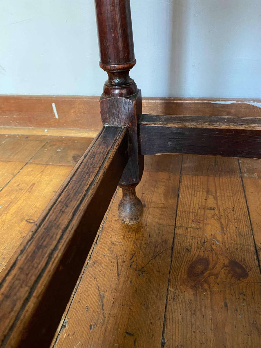 17th century Oak Side Table