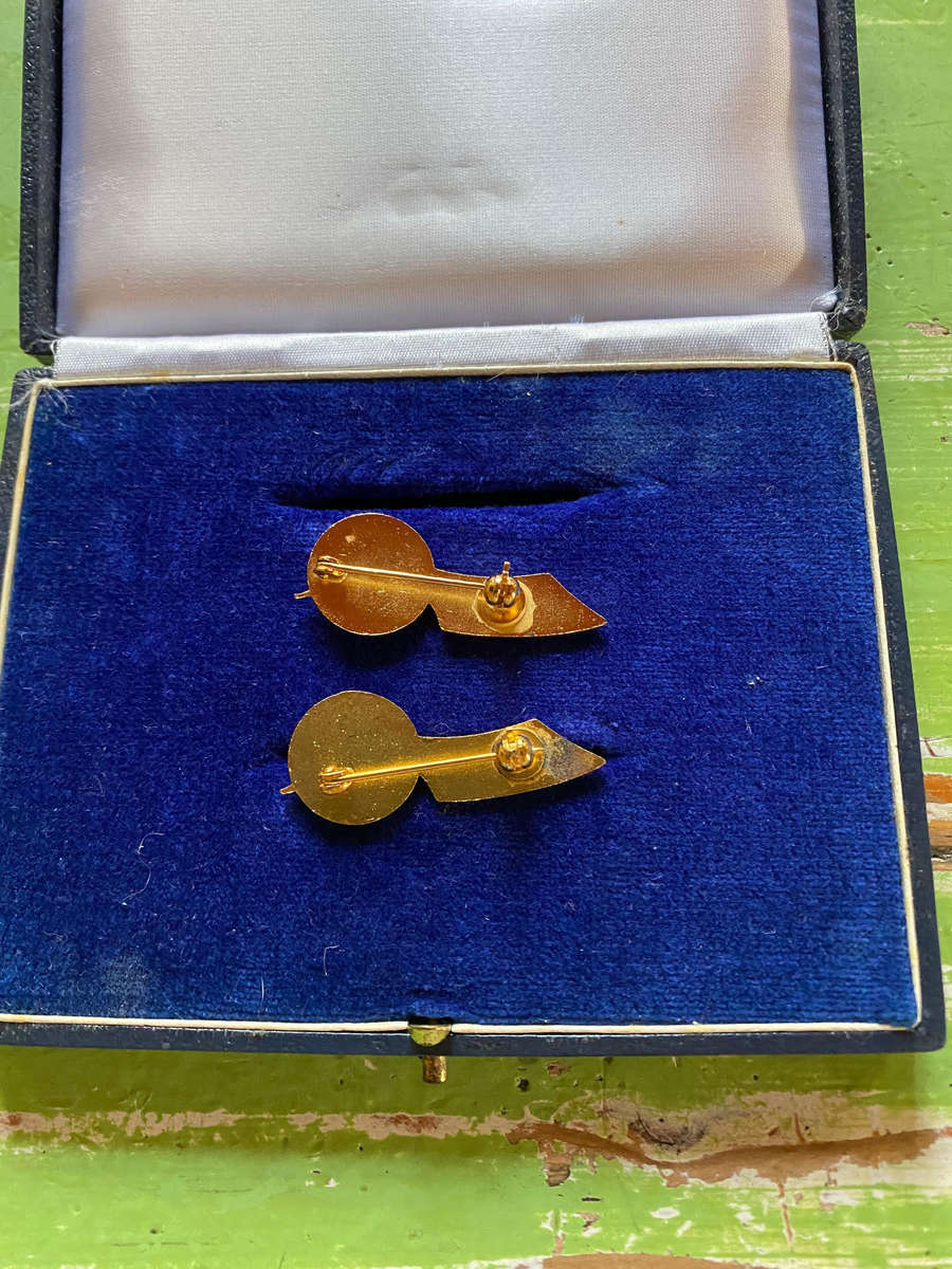 PAIR OF LUFTHANSA AIRLINES STEWARDESS FLIGHT ATTENDANT WING BADGE 1970's