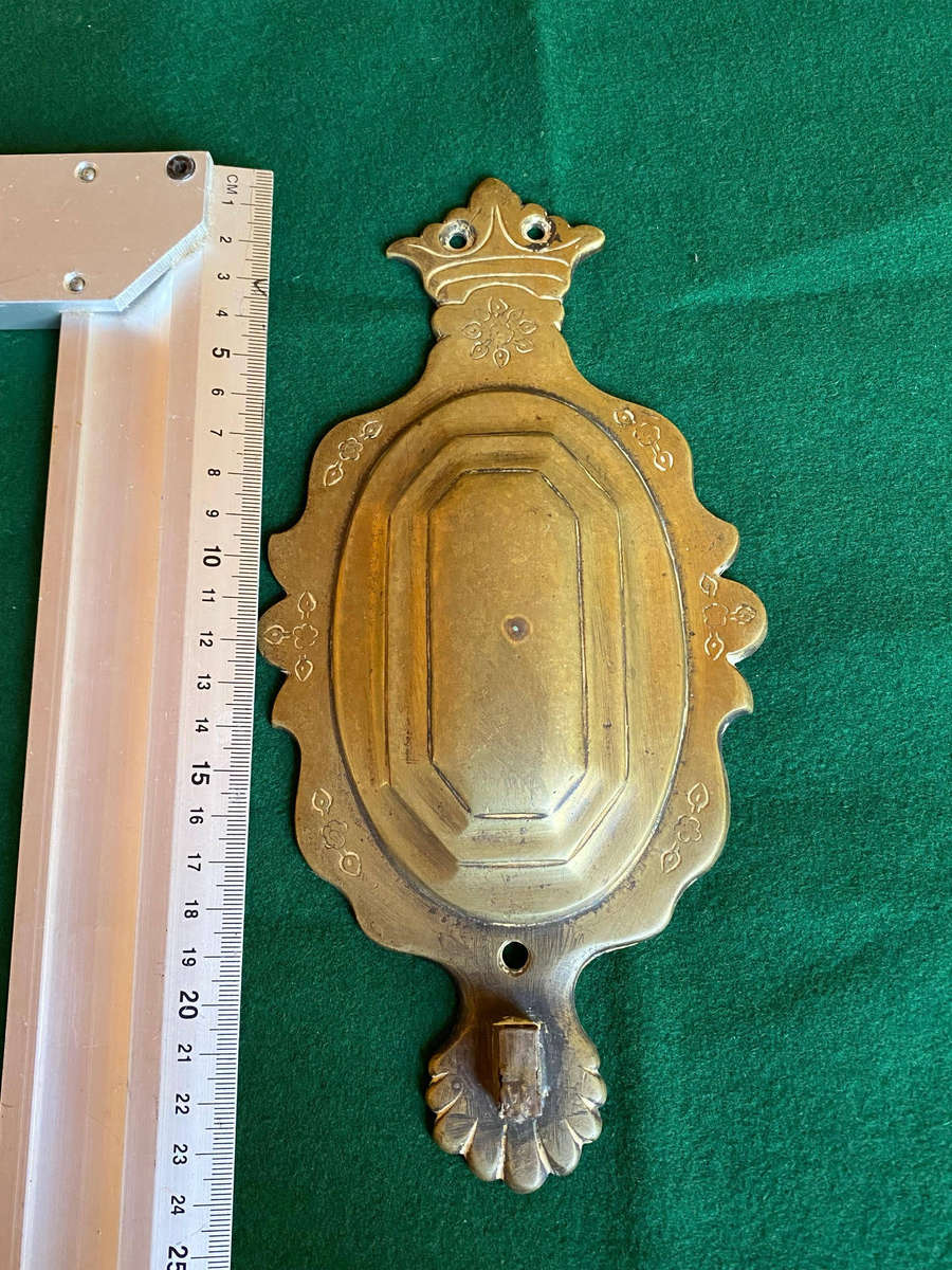 Antique Brass Scone