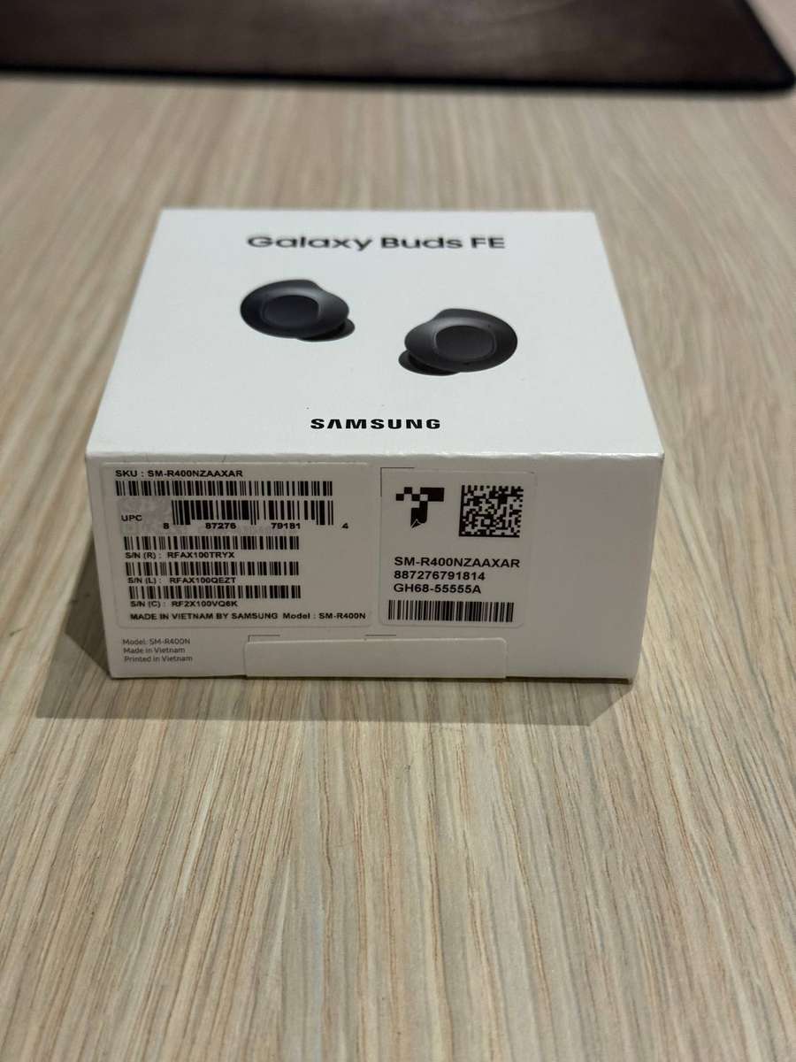 SAMSUNG GALAXY BUDS FE (BRAND NEW SEALED BOX) GRAPHITE