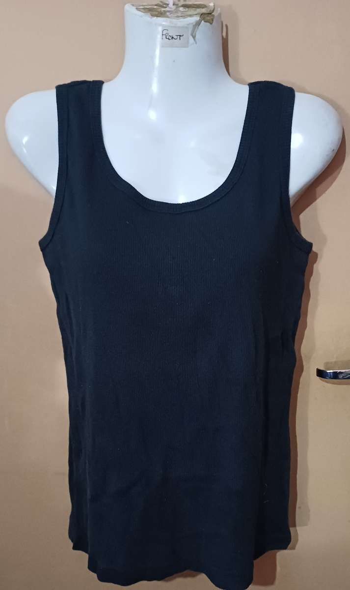 Ladies - Black Top - Make - Legend - Size - no size