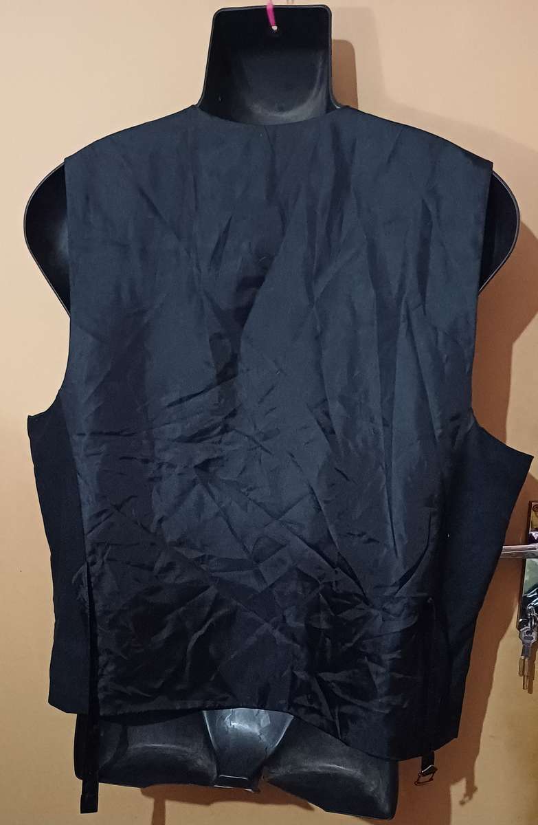 Mens - Black Waistcoat - Make - Cignal - Size - XL