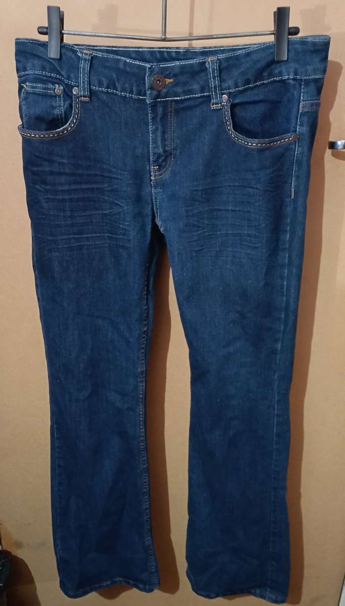 Ladies - Blue Jeans - Make - Petite - Size - no size