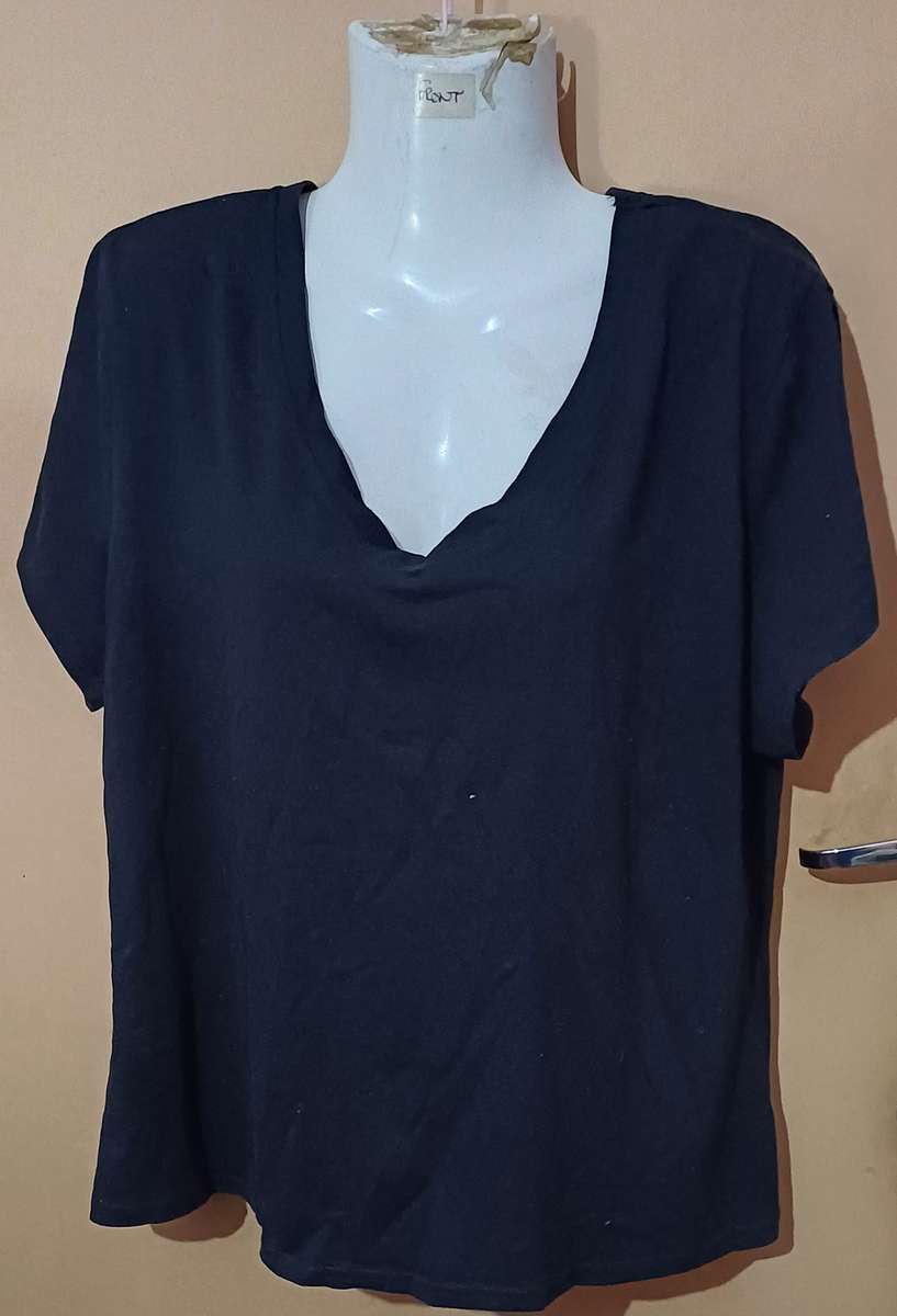 Ladies - Black Top - Make - Image - Size - XXL