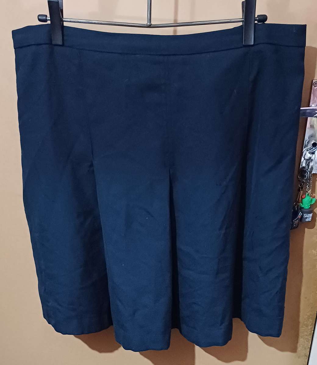 Ladies - Blue Skirt - Make - Adam Kara - Size - no size