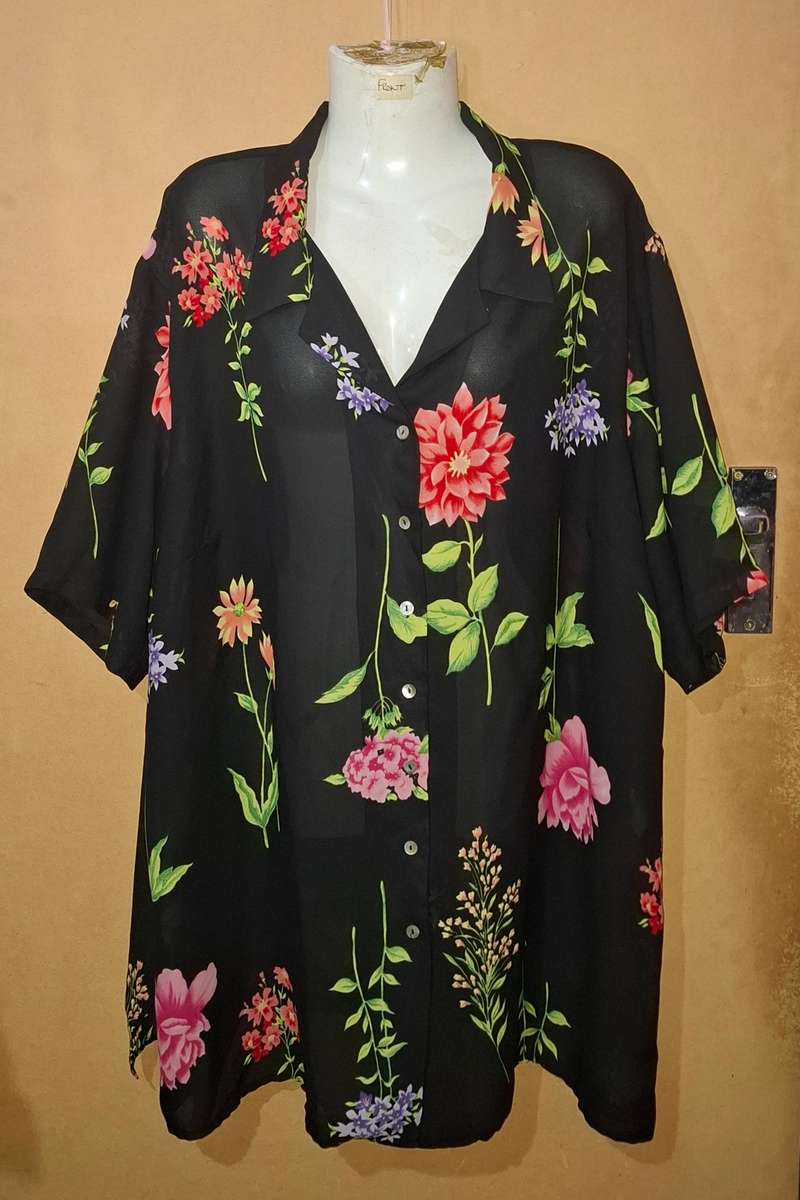 Ladies - Blouse - Make - Penny C - Size - 28