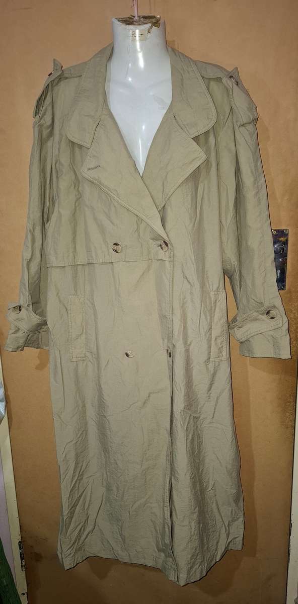 Ladies - Coat - Make - C & A - Size - 42