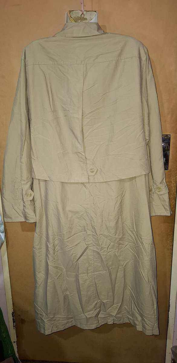 Ladies - Coat - Make - C & A - Size - no size