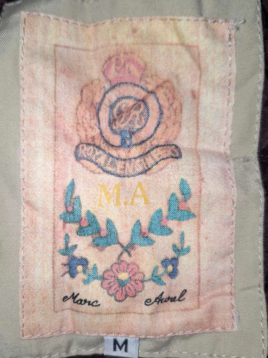 Ladies - Coat - Make - as on pic - Size - M