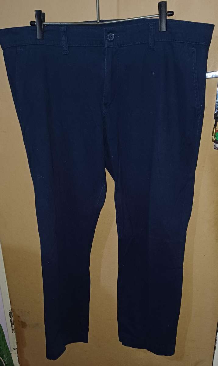 Mens - Blue Pants - Make - No Boundaries - Size - 42