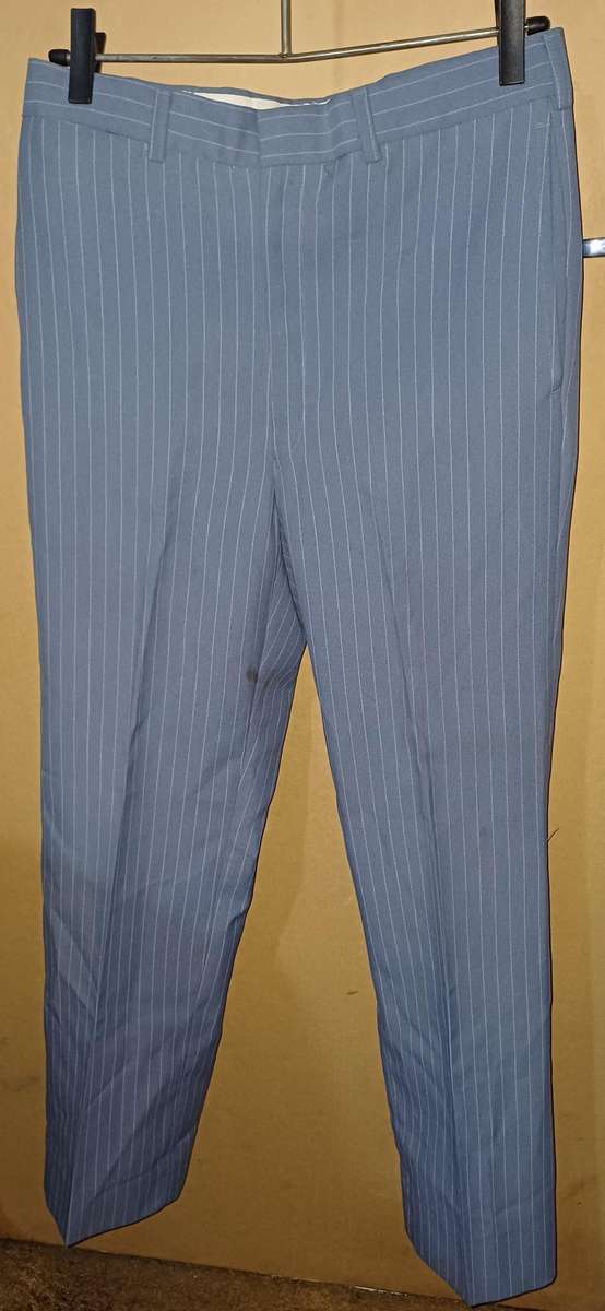 Mens - 3 Pce Suit - Make - Dominion Trevira - Size - no size