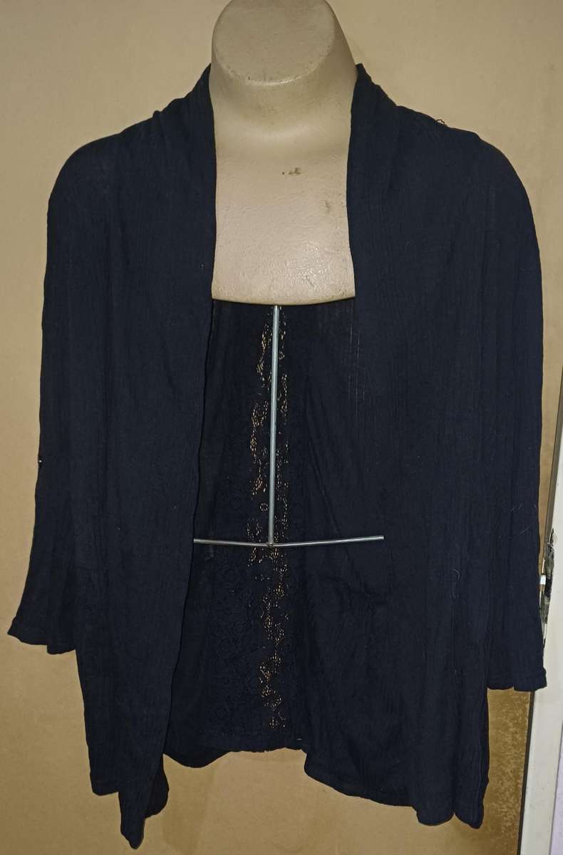 Ladies - Open Top - Make - Nerveux Femme - Size - 3L