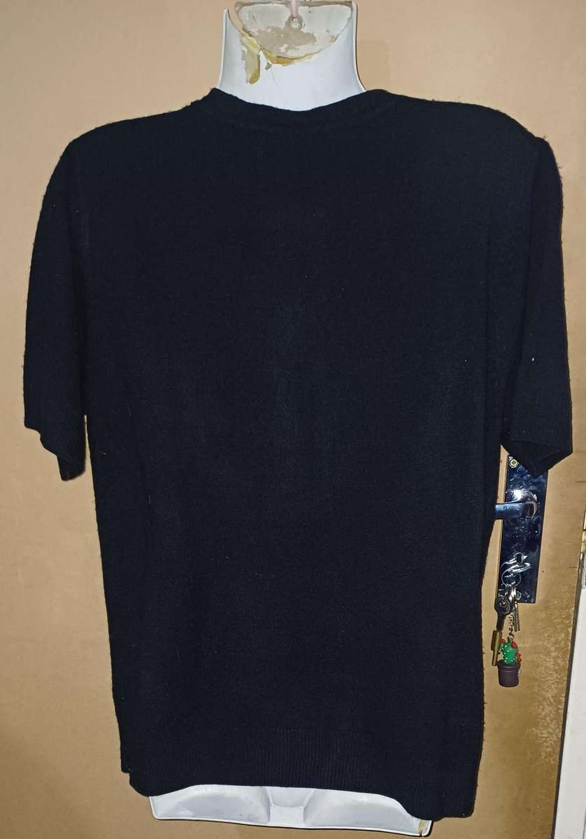 Ladies - Knitted Top - Make - no make - Size - no size