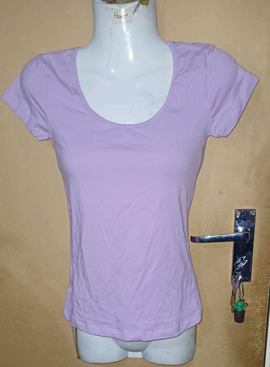 Ladies - Purple Top - Make - Woolworths Stretch Tee - Size - 8