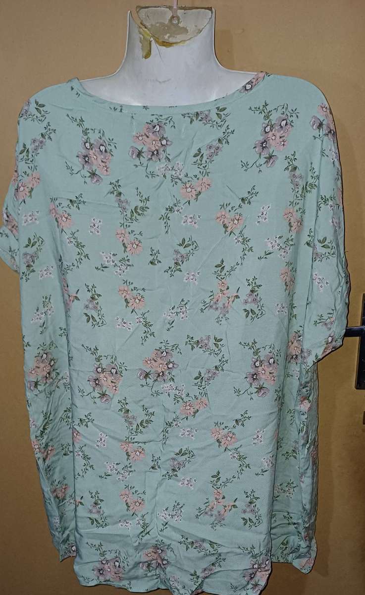 Ladies -  Multicolored Top - Make - Real Woman - Size - XXXL