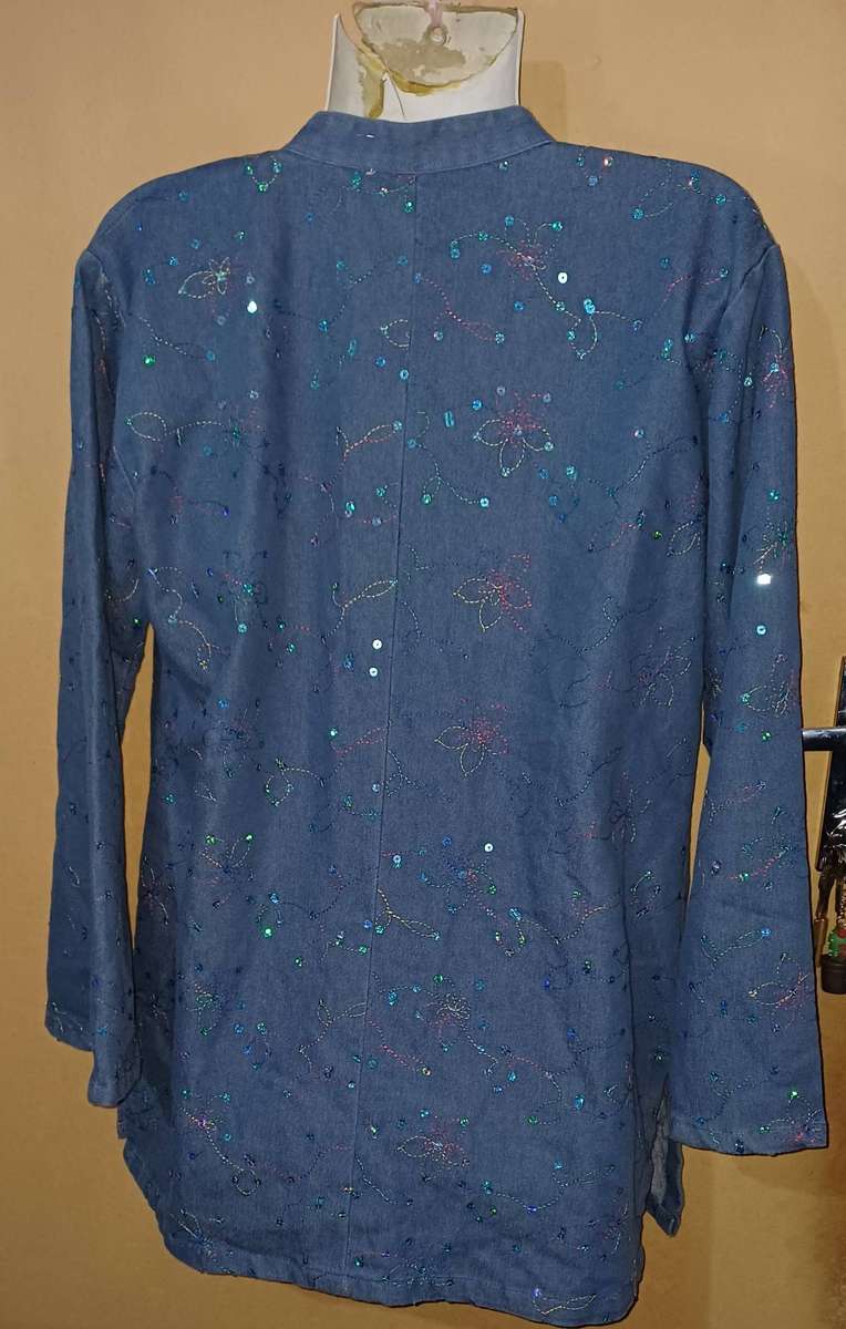 Ladies - Denim Top - Make - no make - Size - no size