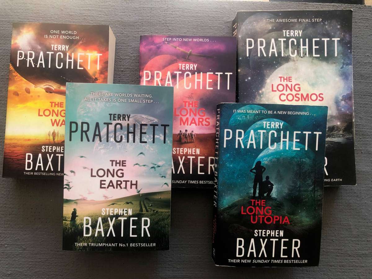 The Long Earth (Complete Series) - Terry Pratchett & Stephen Baxter