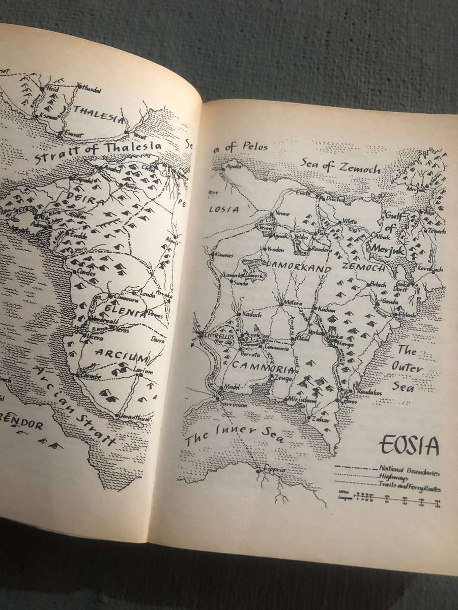 The Ruby Knight (Voyager Classics) - David Eddings