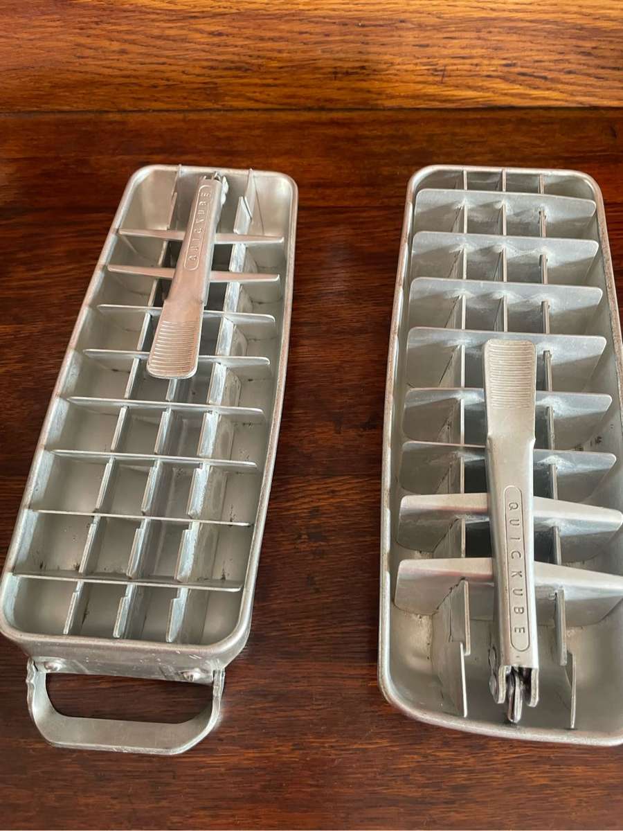 Ice tray