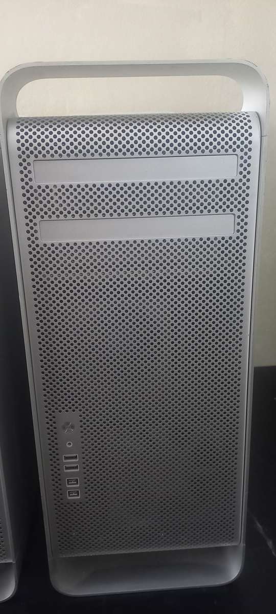 Mac Pro 2x Xeon on Auction (Read Description)