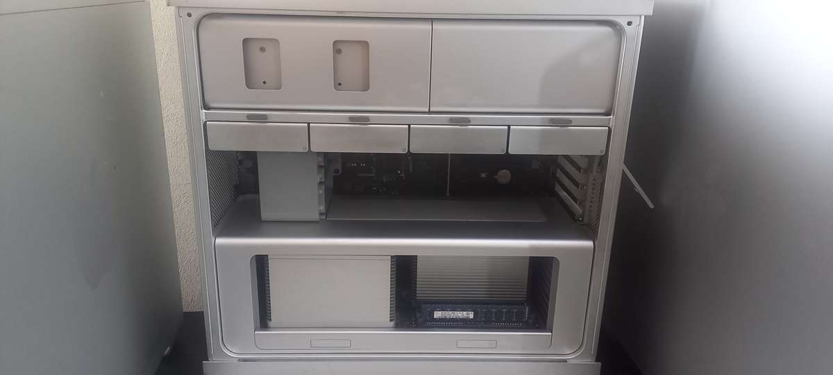 Mac Pro 2x Xeon on Auction (Read Description)