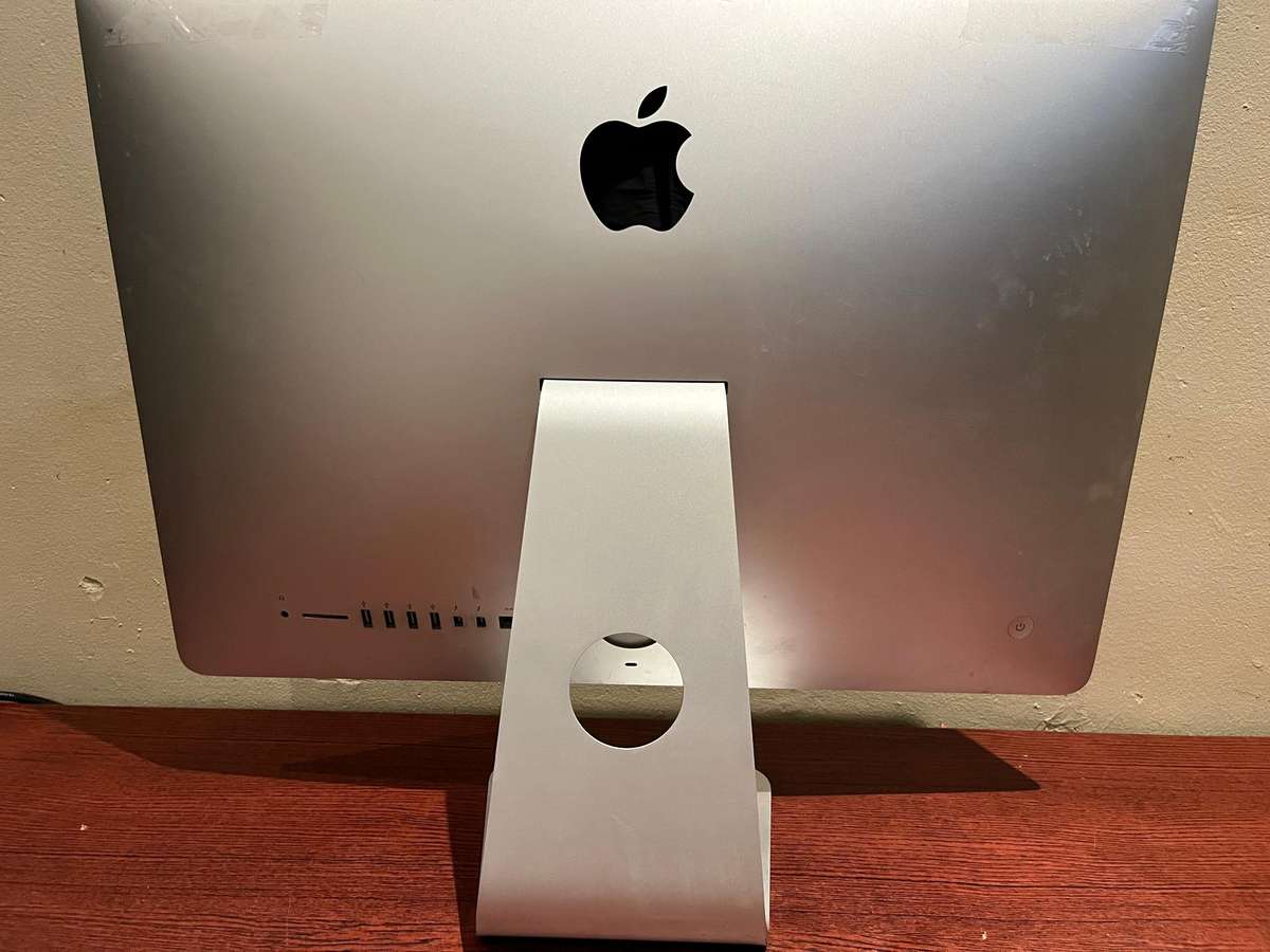 2x Apple iMac 21.5" (2012 & 2013)