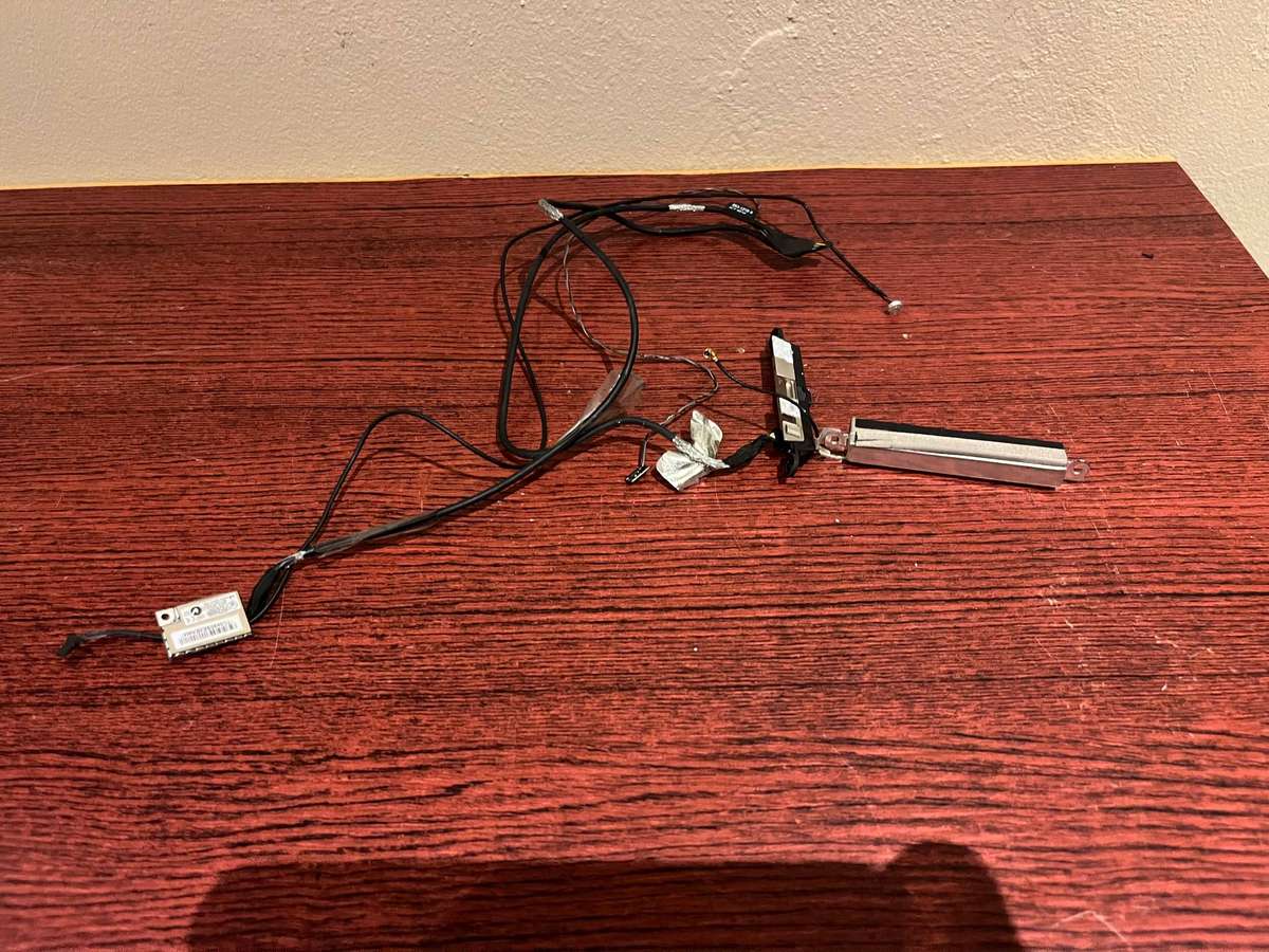 A1311 iMac Webcam and Microphone Assembly