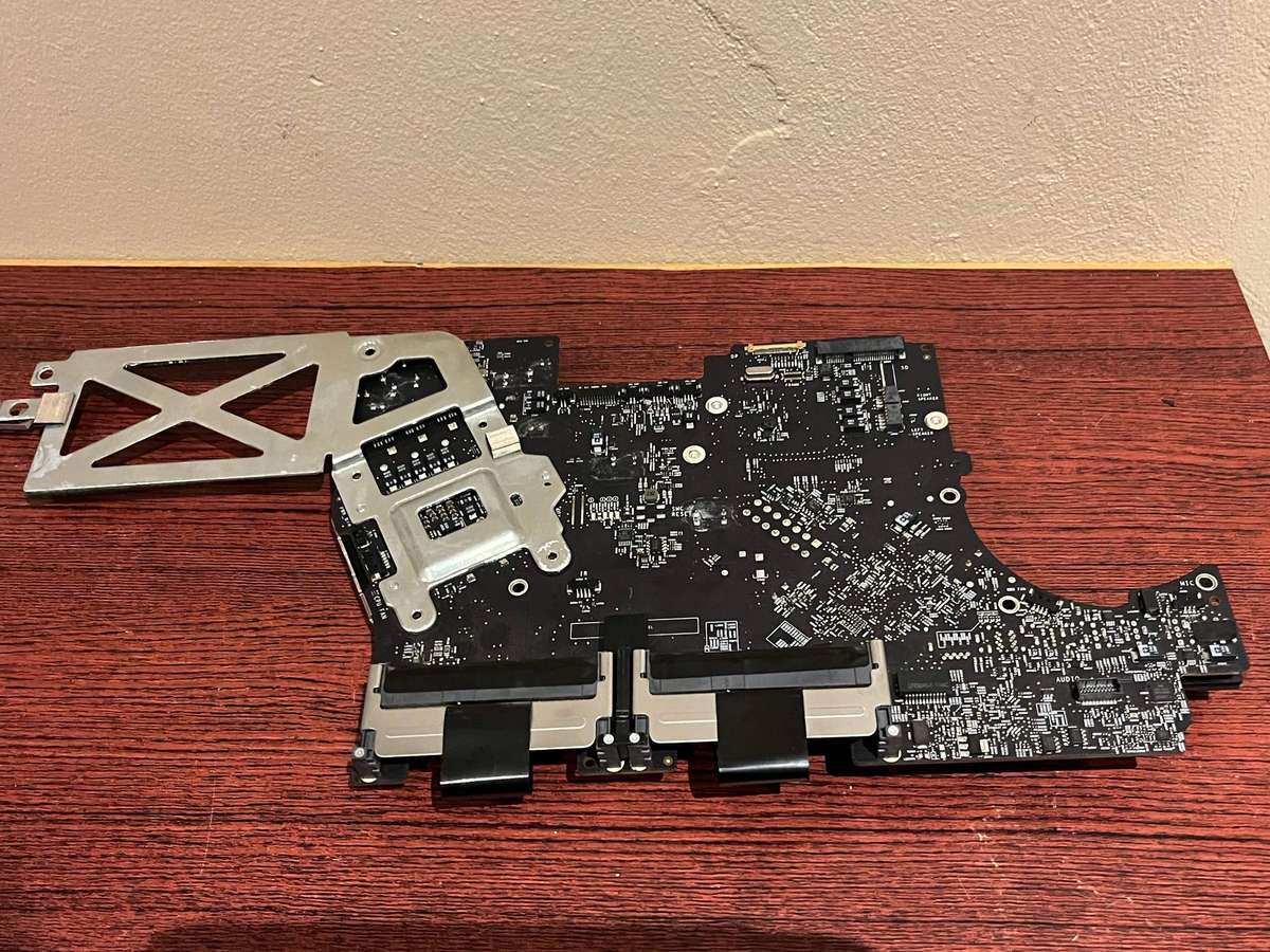 A1311 Mid 2010 iMac Core i5 Motherboard Logic Board (Read)