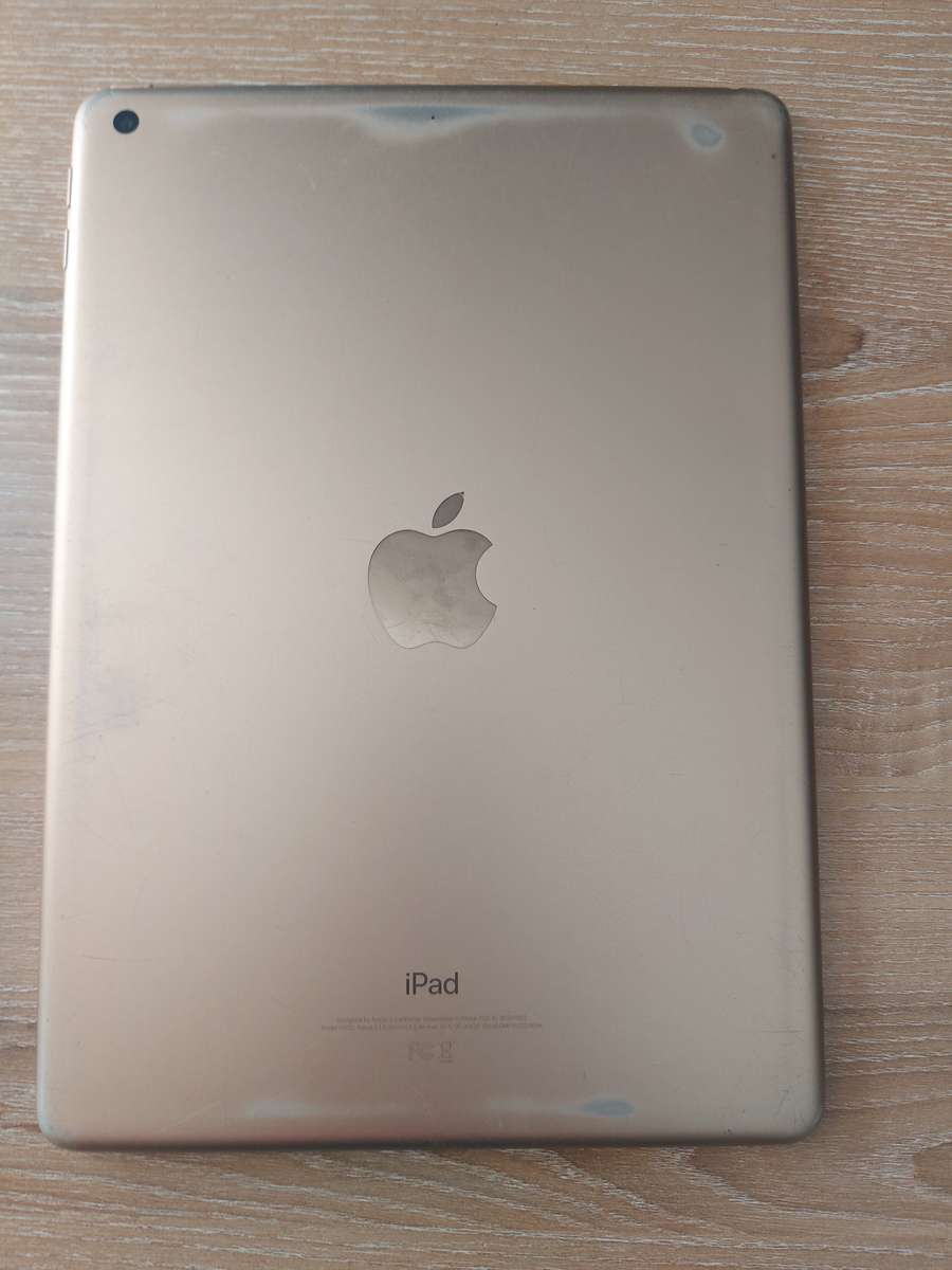 iPad 5th gen WiFi (2017) **bargain**