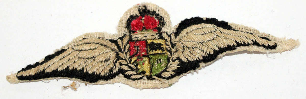 Original WW2 SAAF Pilot wings (moth eaten)