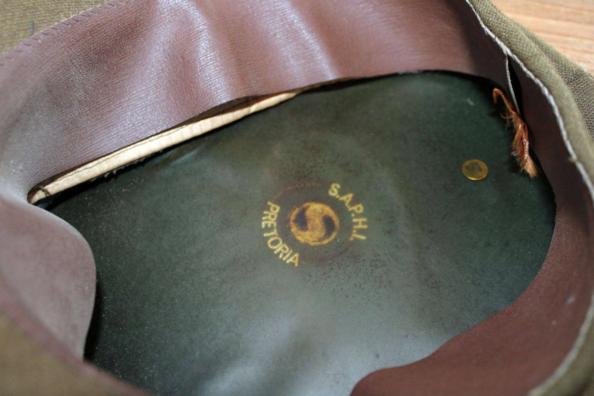 SADF Engineers senior officer's cap.