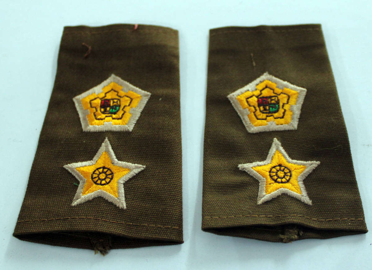 SADF Commandant slip on ranks