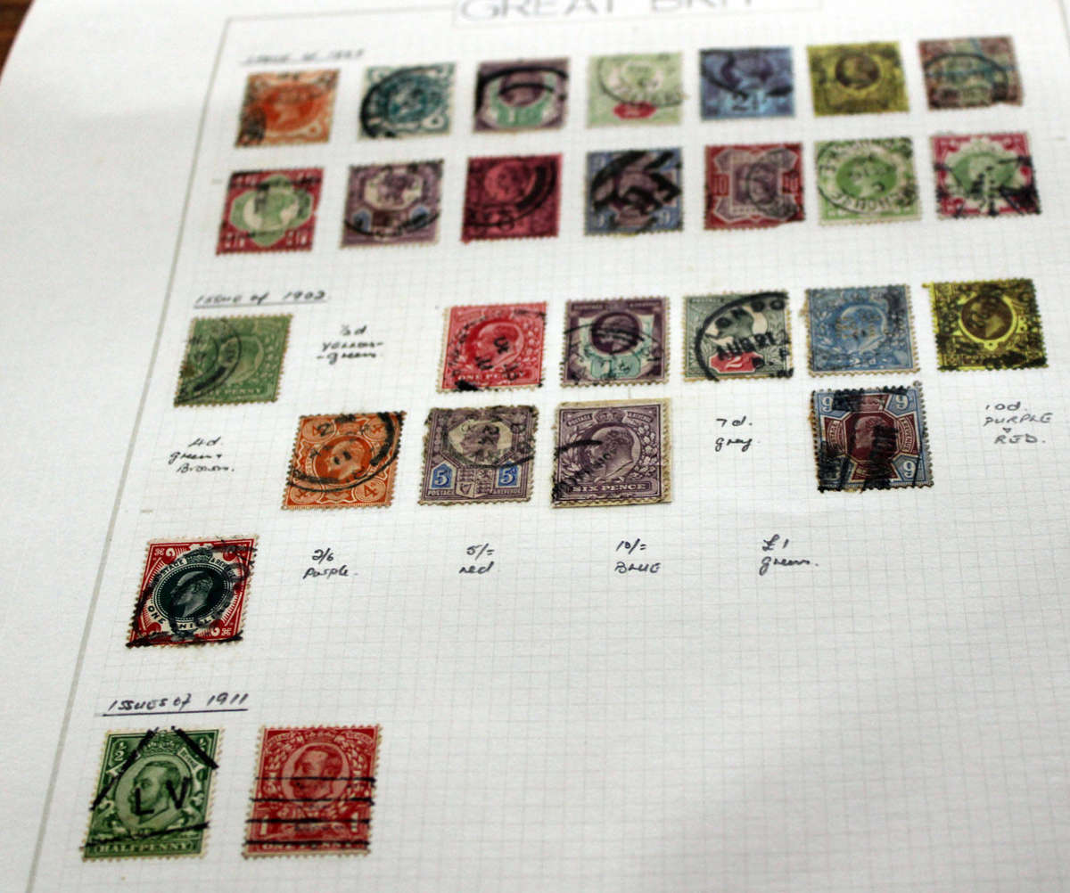 British Stamp collection going from 1840 to 1955 (including penny black)
