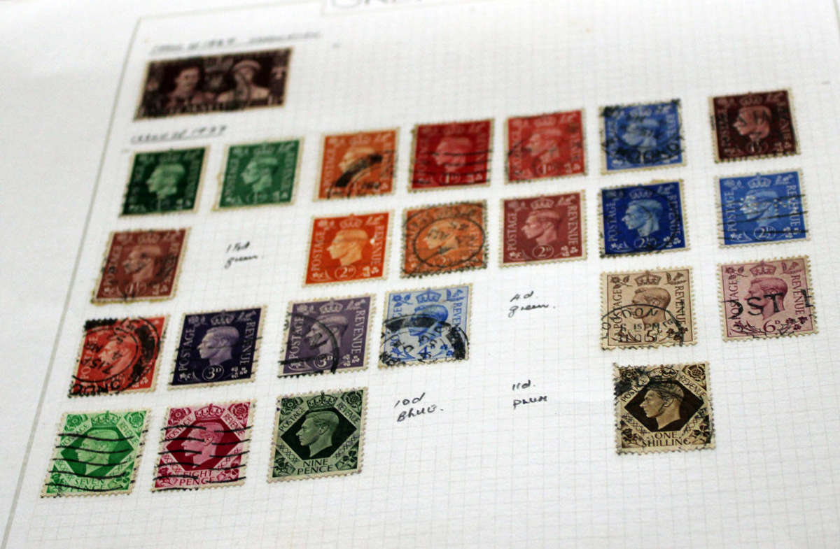 British Stamp collection going from 1840 to 1955 (including penny black)