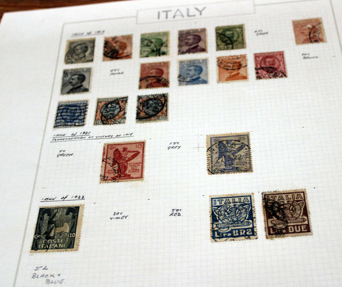 Italian Stamp collection going from 1863 to 1948