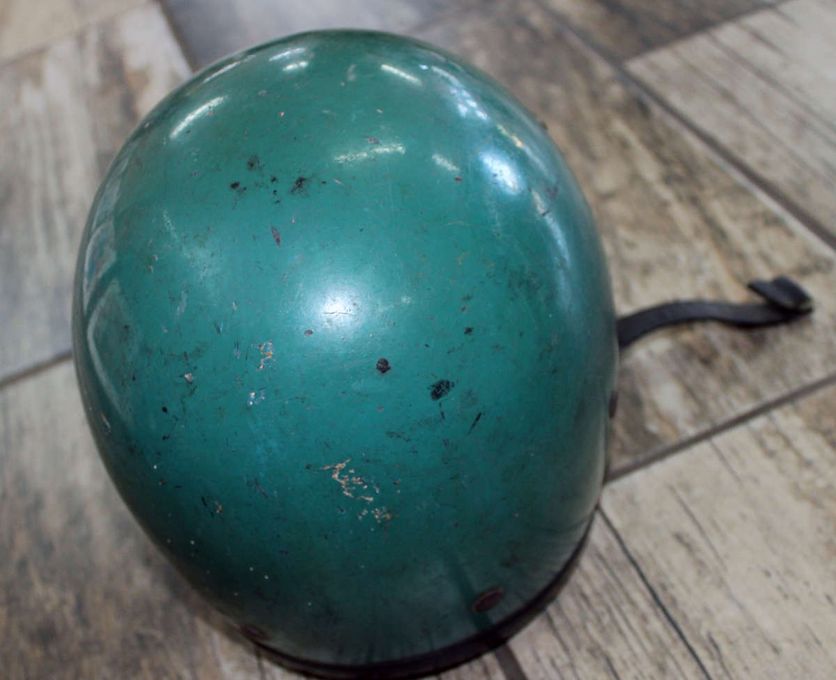 Skydiving helmet similar to those used in Rhodesia